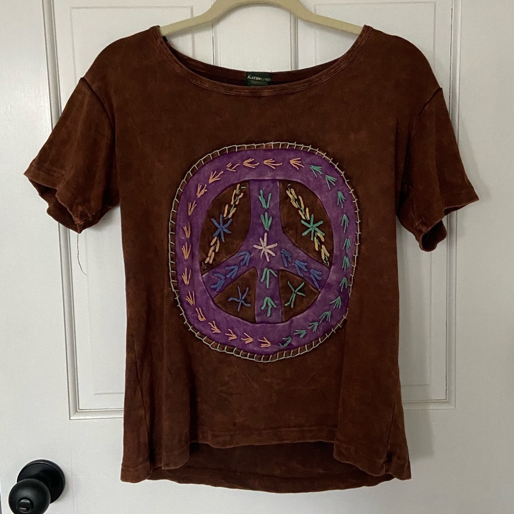 Kathmandu Imports Peace Sign Tee Large